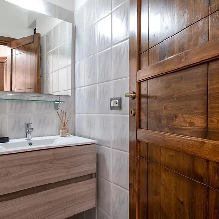 Apartment Clhome In The Heart Of